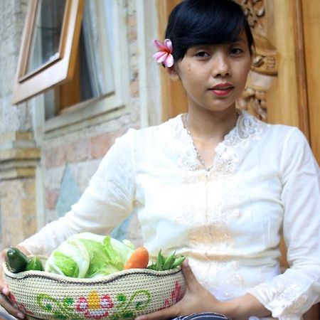 The Reinhold Guesthouse Bali Kerobokan Szoba fotó