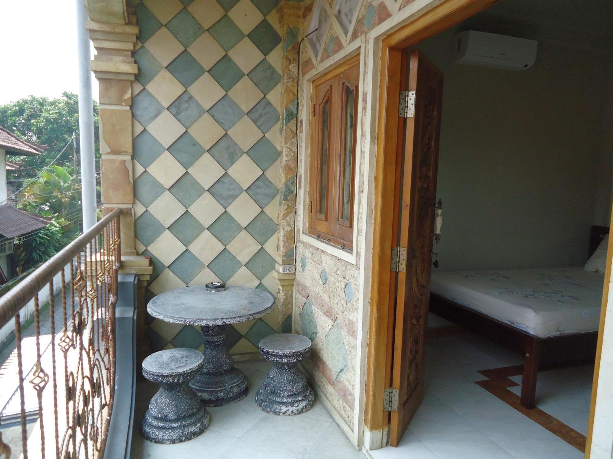 The Reinhold Guesthouse Bali Kerobokan Kültér fotó