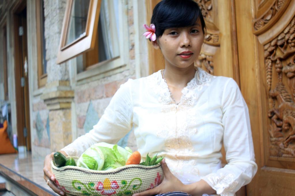 The Reinhold Guesthouse Bali Kerobokan Szoba fotó